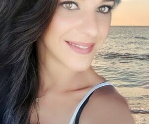 NURIA